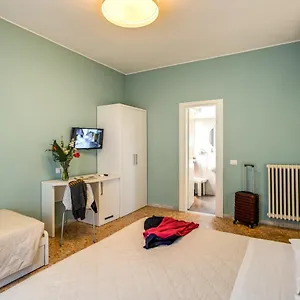 ゲストハウス Casa Per Ferie Ravasco San Pietro, ローマ