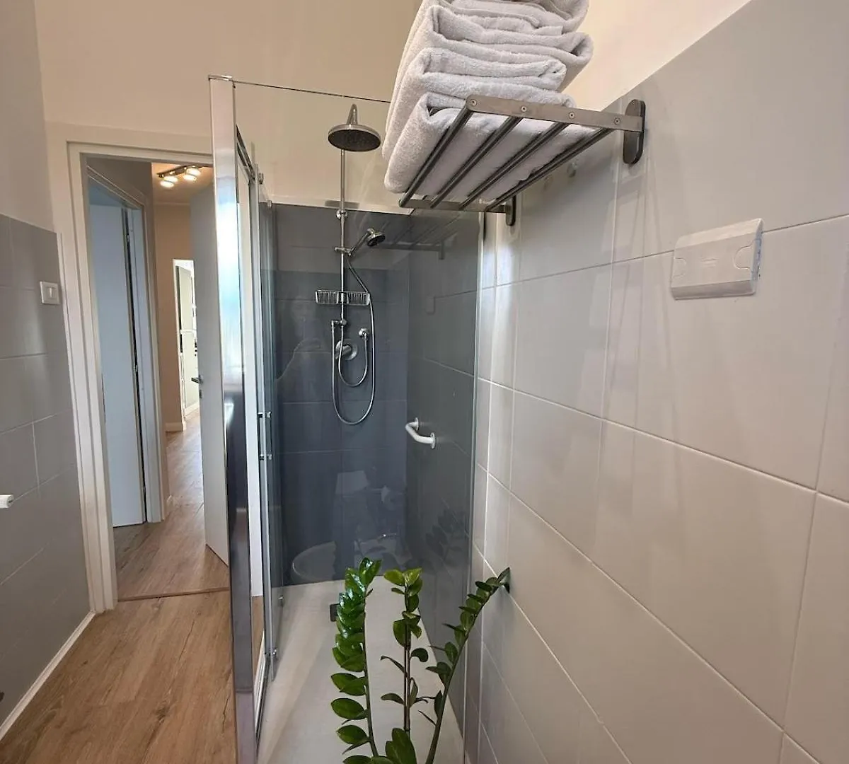Flag Apartment - Metro A - Subaugusta Rome